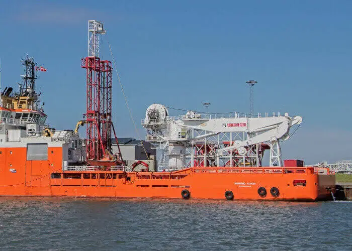 SHIP CRANE SLIP RING